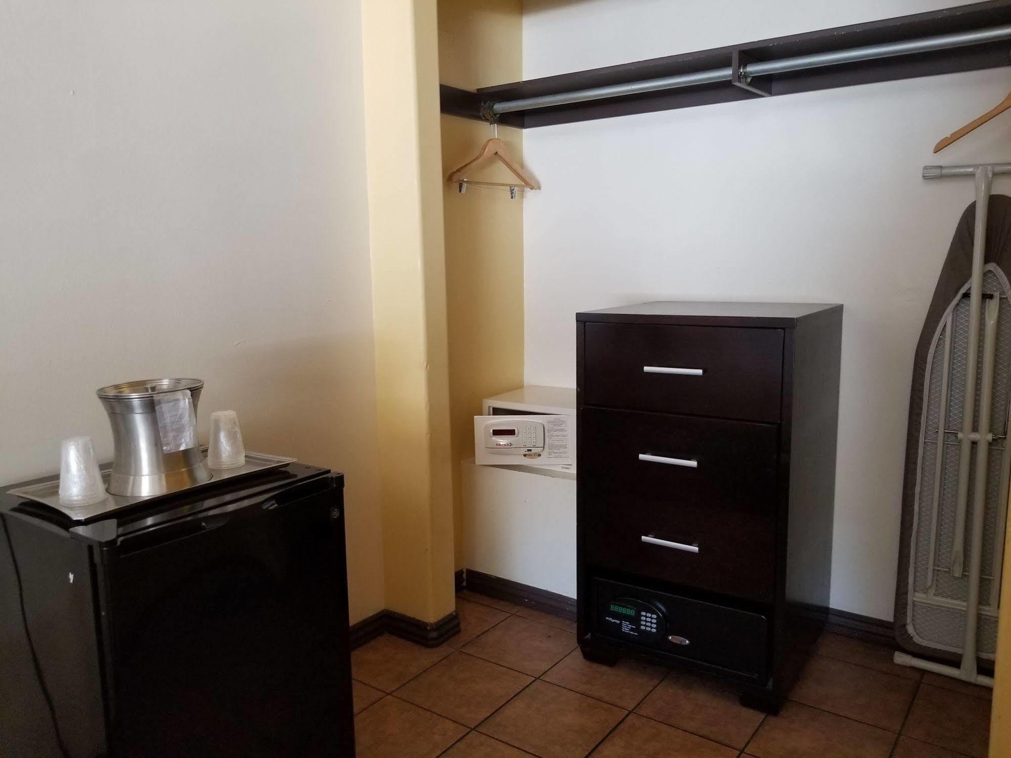Casa Bella Inn Downtown La ลอสแอนเจลิส ภายนอก รูปภาพ